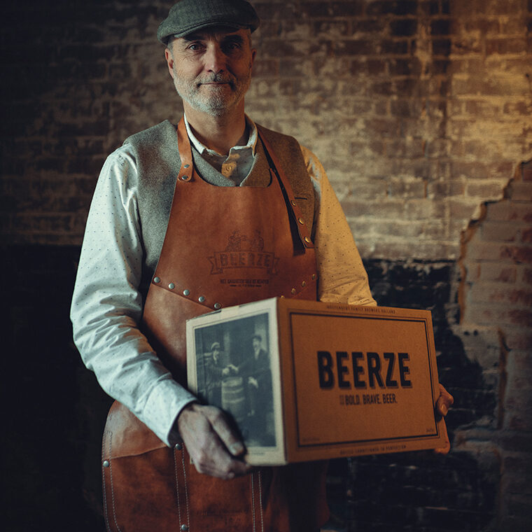 beerze-schort-butts-and-shoulders-ivo-kaanen-760x760